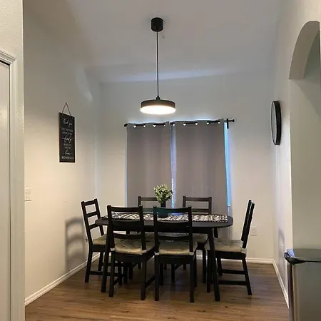 Home Away From Home Close To Parks - Pet Friendly Davenport Extérieur photo