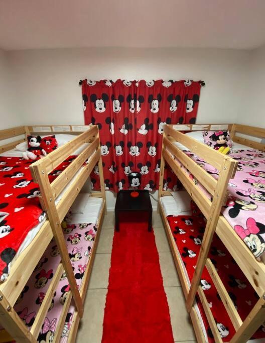 Away From Close To Parks - Pet Friendly Hébergement de vacances *