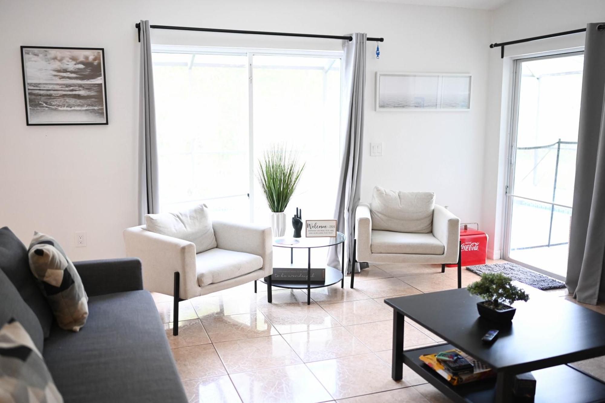 Hébergement de vacances Away From Close To Parks - Pet Friendly *