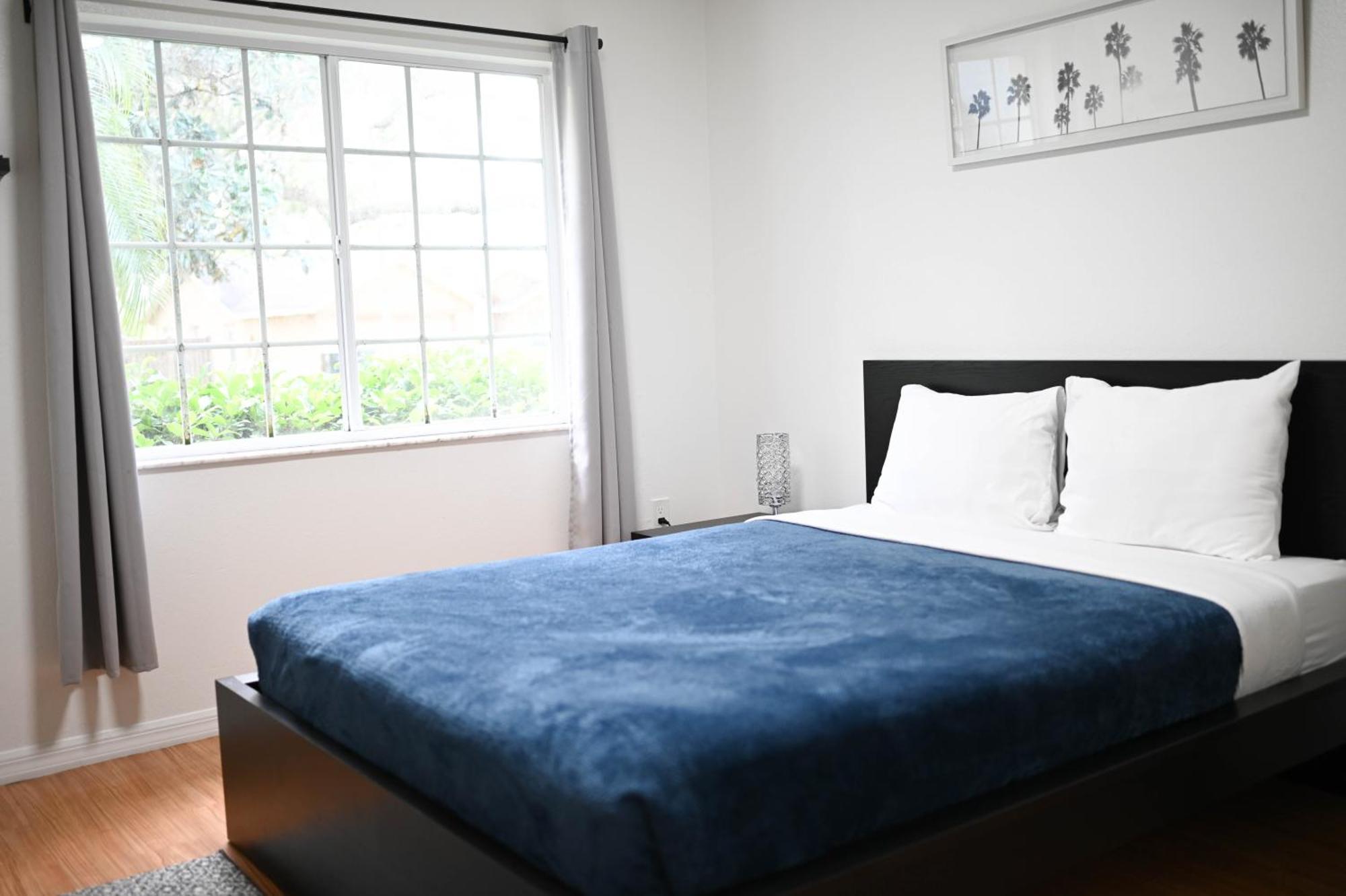 Away From Close To Parks - Pet Friendly * Davenport